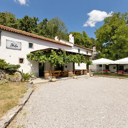 Holiday home Kraska Hisa Skrla Divaca