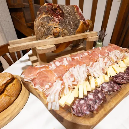 Kraska Hisa Skrla Divača