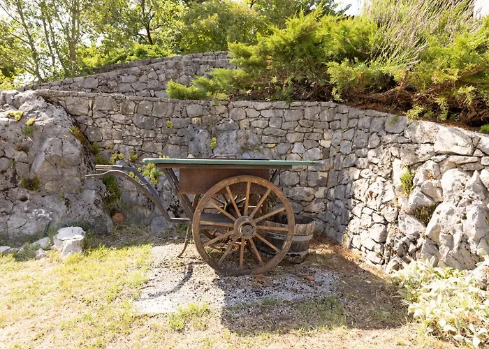 Kraska Hisa Skrla Divača